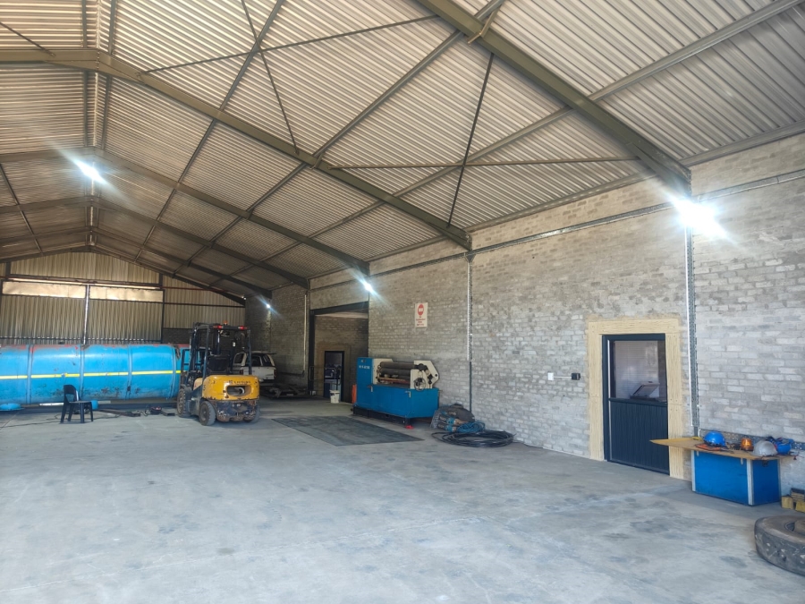To Let commercial Property for Rent in Renosterfontein A H North West